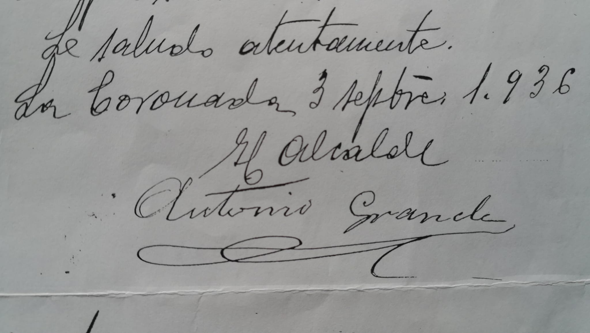 Firma de Antonio Grande alcalde de La Coronada (Badajoz) Arias